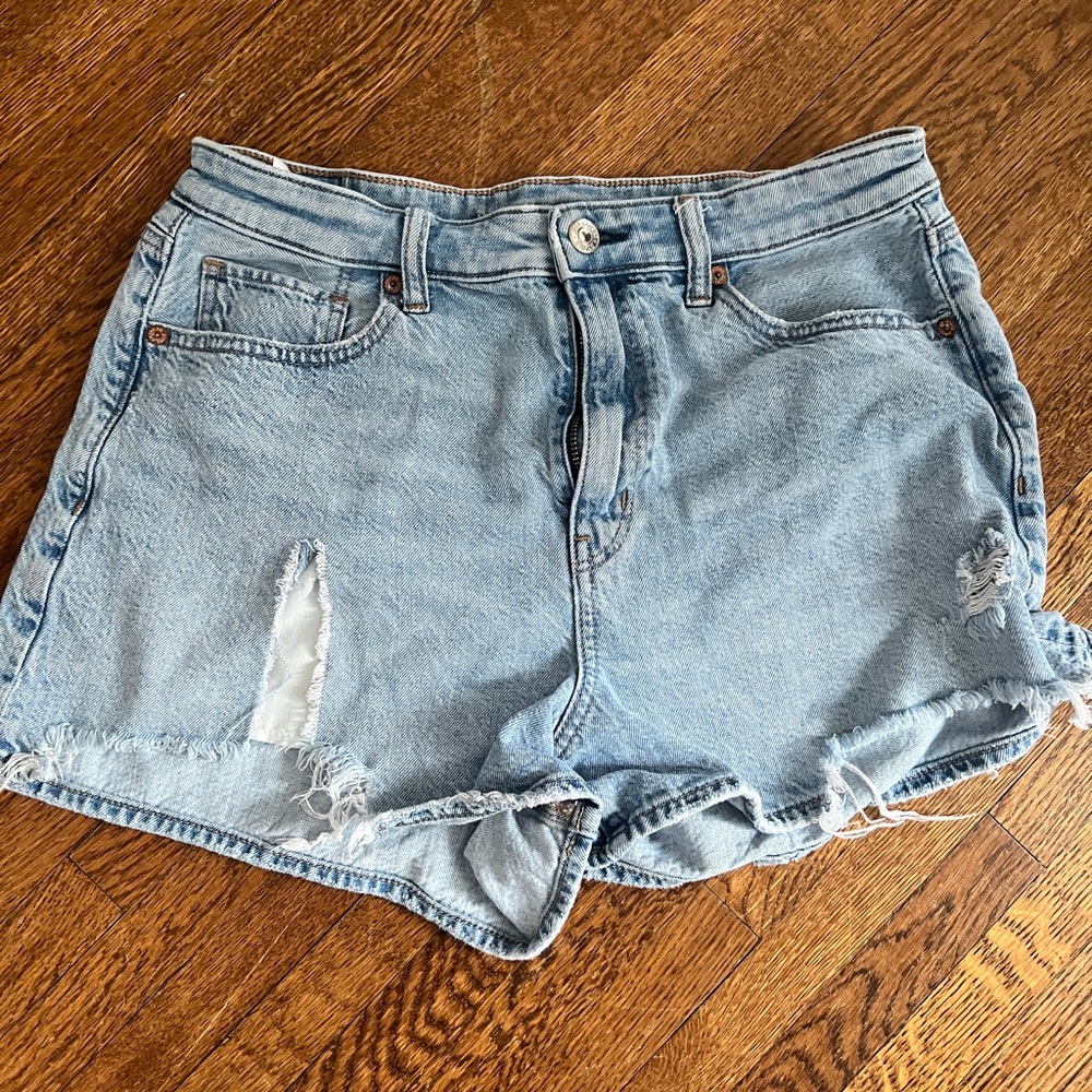 American Eagle Women's Denim High-Rise, Blue Light Wash, Size 10